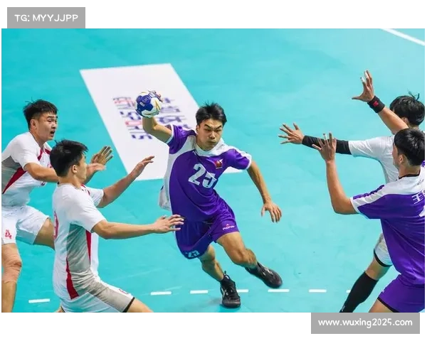 手球运动自19世纪末北欧起源，历经11人制向7人制演变