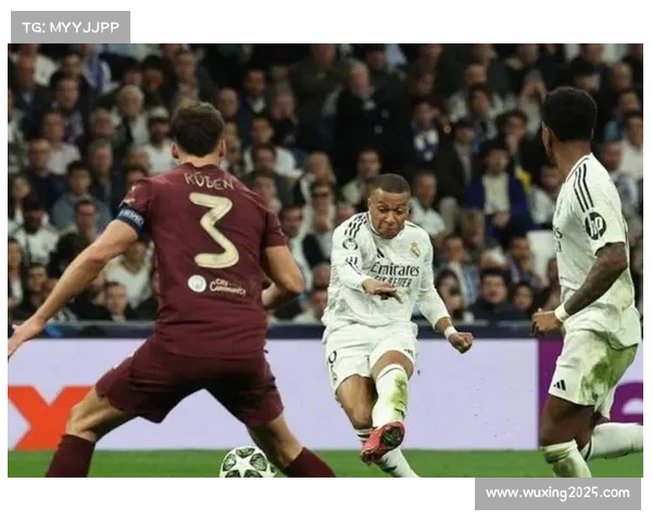 姆巴佩轻伤缺席训练，皇马医疗组评估欧冠复出可能