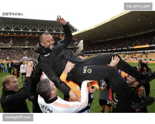 西汉姆联4-0大胜狼队，铁锤帮逃离降级区